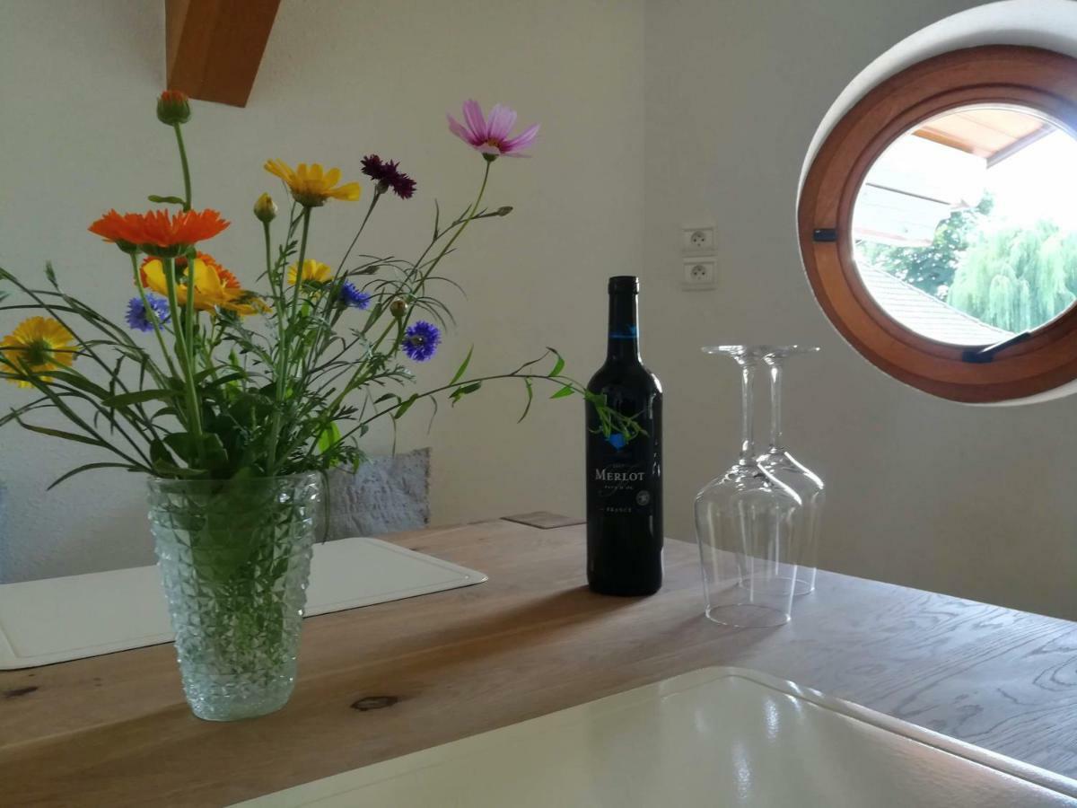 Grosszuegige Helle Ferienwohnung Bis 4 Personen In Chalampe, Elsass Екстер'єр фото